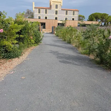 Luxury Sauna&pool At Capdagde 假日公园 阿格德