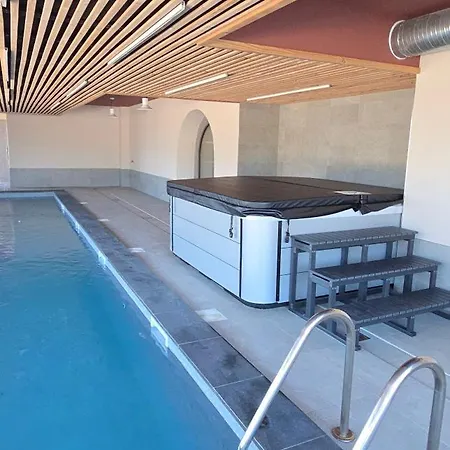 Holiday park Luxury Sauna&pool At Capdagde